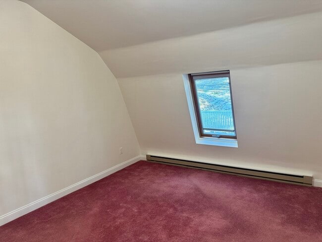 Building Photo - 165 Grove