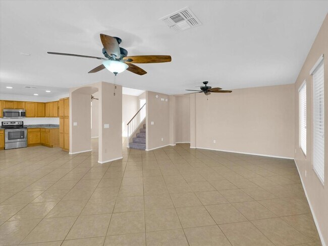 Building Photo - 13620 N 82nd Ln