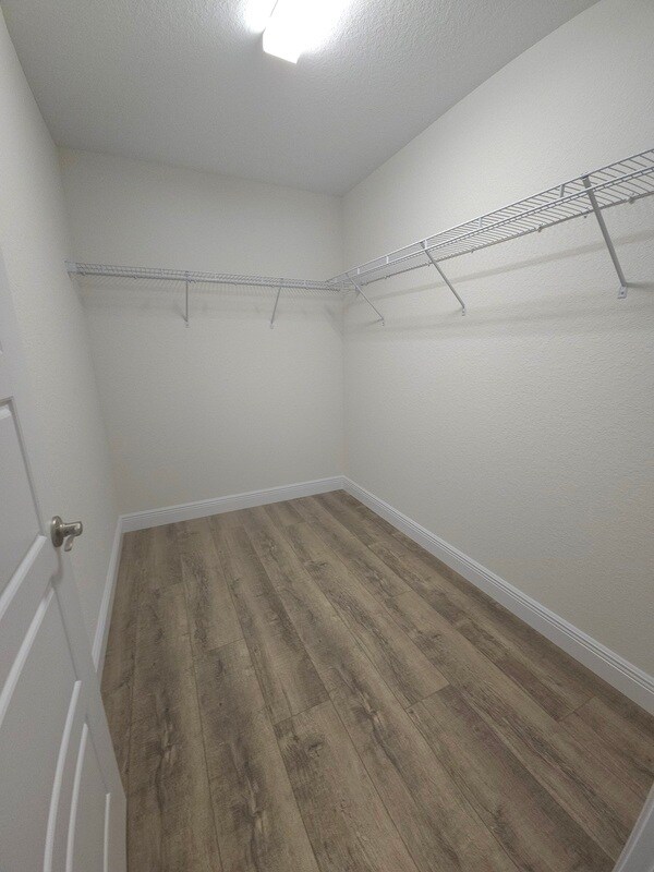 Building Photo - 387 E Caldwell Dr