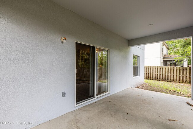 Building Photo - 8014 Ridgehill View Rd