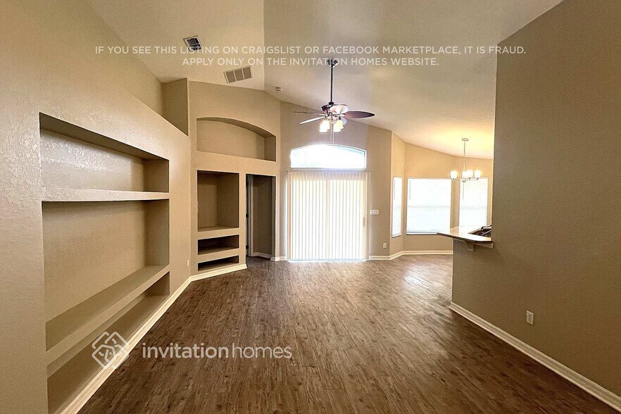 Building Photo - 15035 Sawgrass Bluff Dr