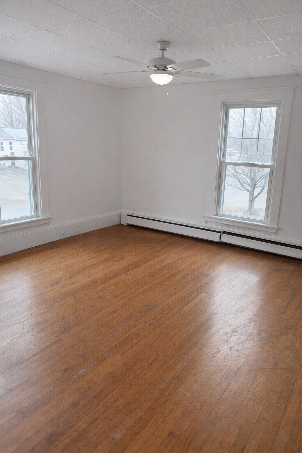 Building Photo - 152 Main St