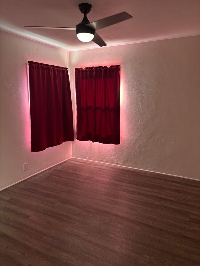 Building Photo - 2 BR 1 BA house with Bonus Room in Yuba City  AVAILABLE NOW!