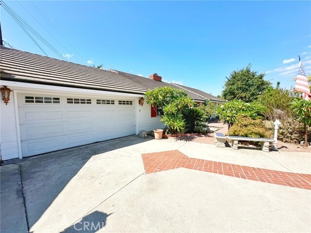 Building Photo - 1149 S Rimsdale Dr
