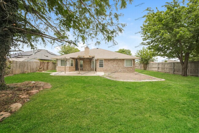 Building Photo - 600 SW 149th Pl