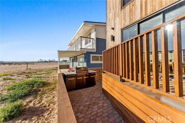 Building Photo - 1412 E Oceanfront