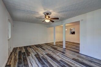 Building Photo - 11405 Ashefield Ln