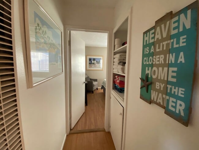 Building Photo - 1159 Montauk Ln