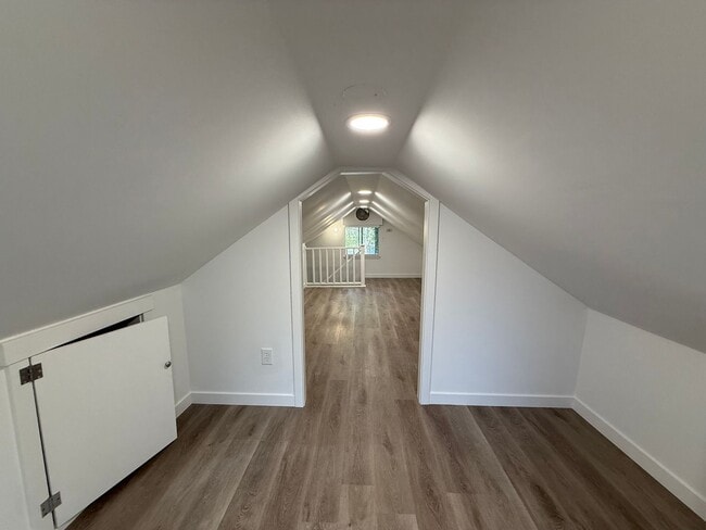 Building Photo - Spacious 3BR + Loft | 2.5BA | Large Yard |...