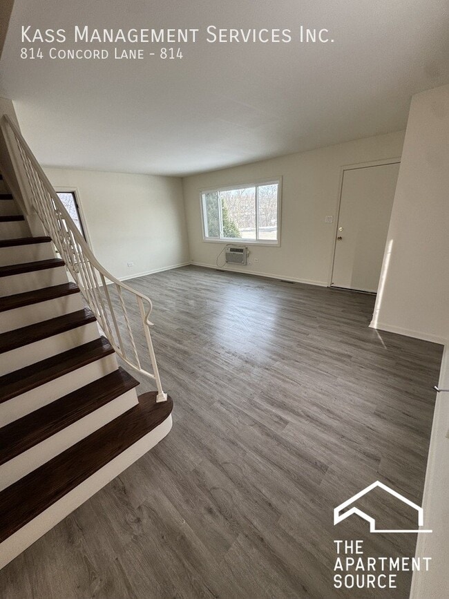 Building Photo - 814 Concord Ln