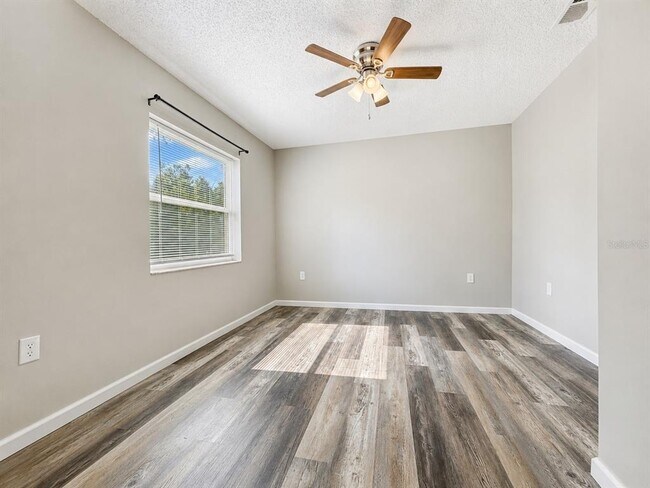 Building Photo - 6391 68th Ln