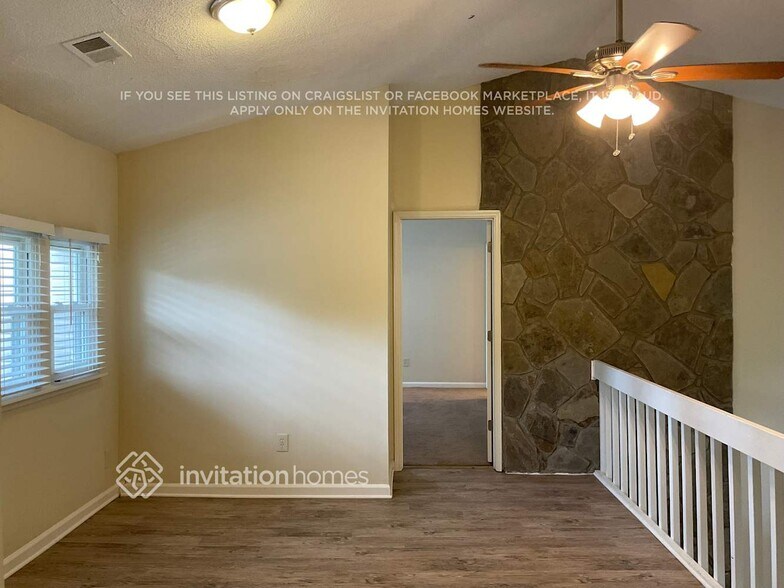 Building Photo - 1213 Realm Ln