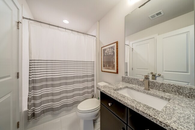 Building Photo - 1521 Ribbon Limestone Terrace SE