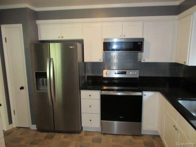 Building Photo - 320 Catalpa Dr