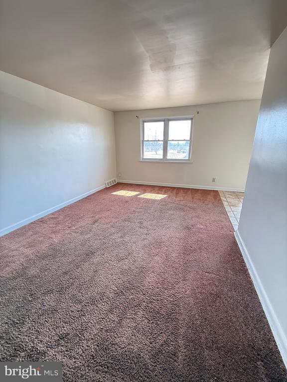 Building Photo - 637 Hamilton St