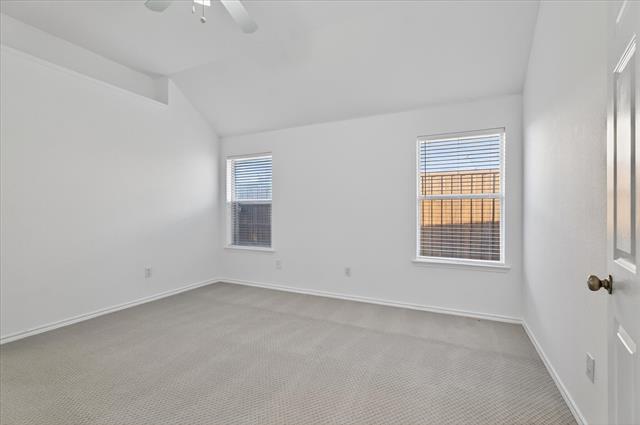 Building Photo - 3807 Farmington Dr