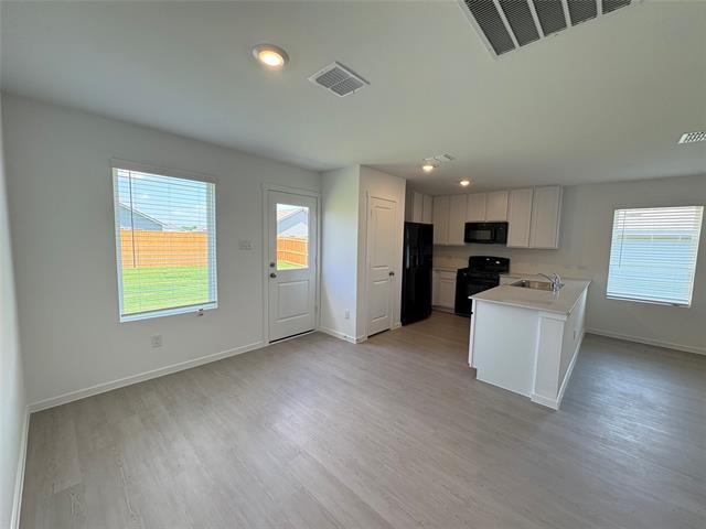 Building Photo - 3607 Chambray Dr