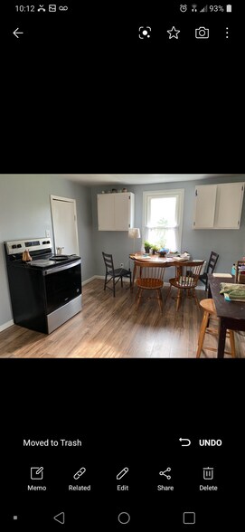 Building Photo - 102 E Hamilton St