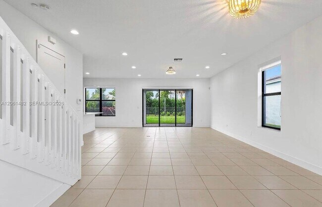 Building Photo - 5485 Starfish Rd