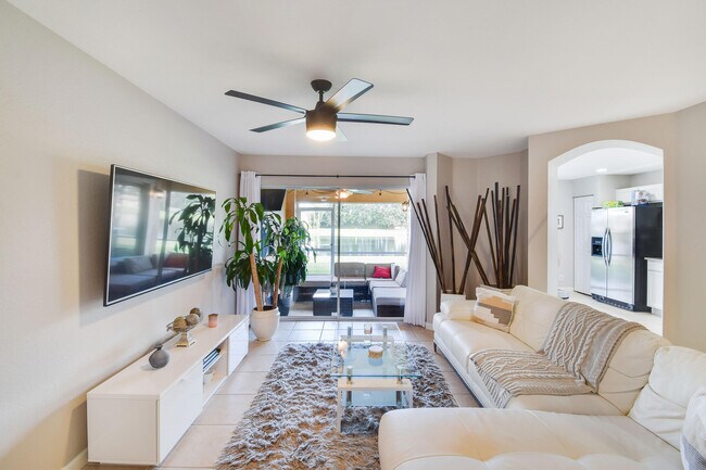 Building Photo - 6125 Eaton St