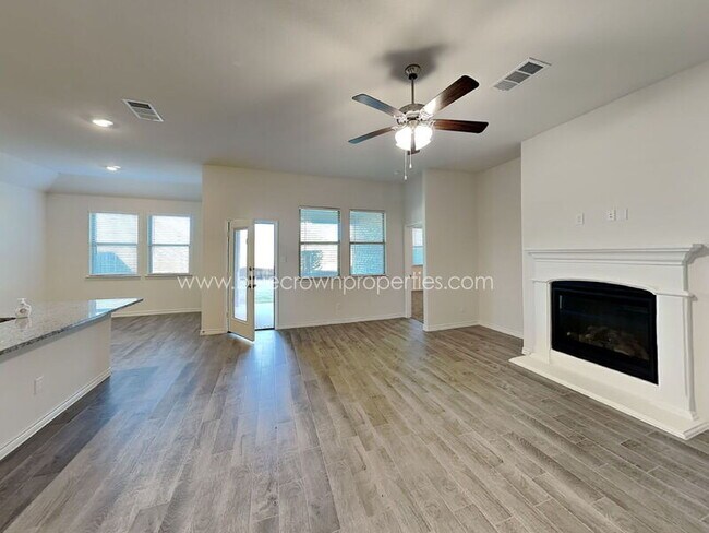 Building Photo - 11208 Shady Mdws Wy