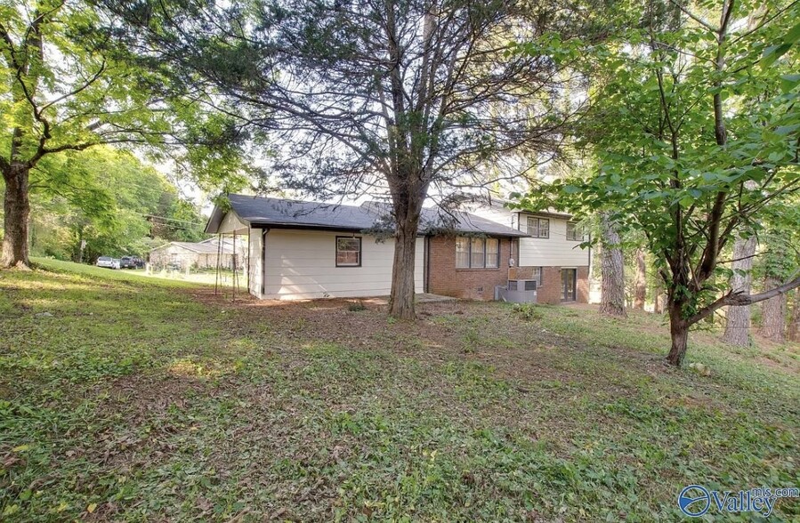 Backyard - 4701 Raton Blvd NW