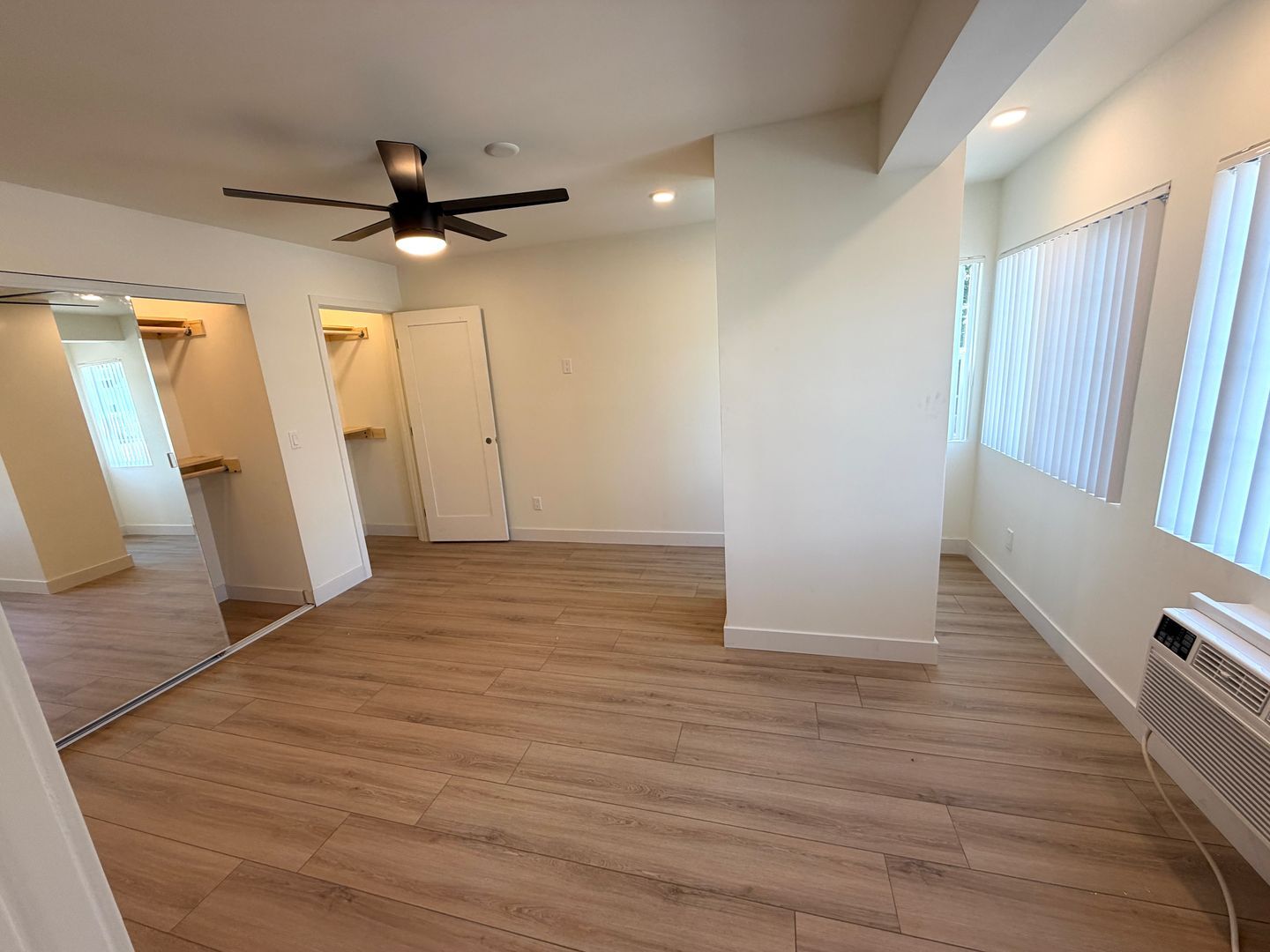 Building Photo - 1316 Venice Blvd.