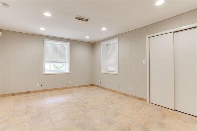 Building Photo - 1752 Beacon Hill Blvd NE