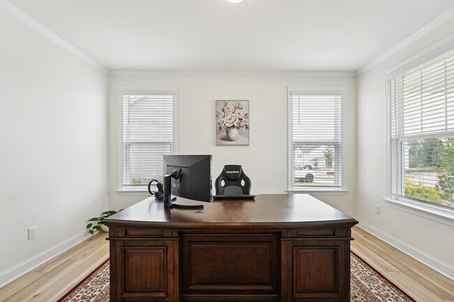 Building Photo - 200 Cloud Berry Ln