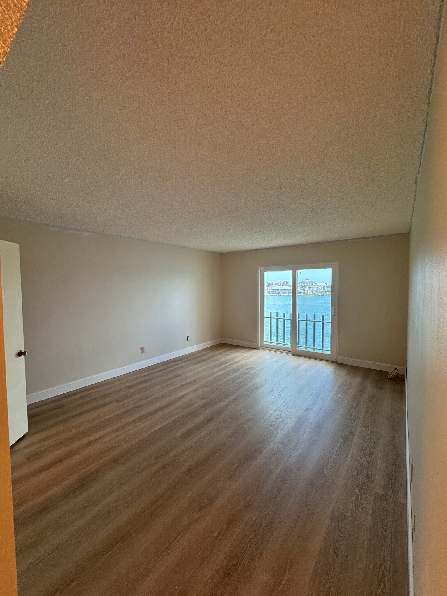 Master Bedroom with water view - 868 Bayway Blvd