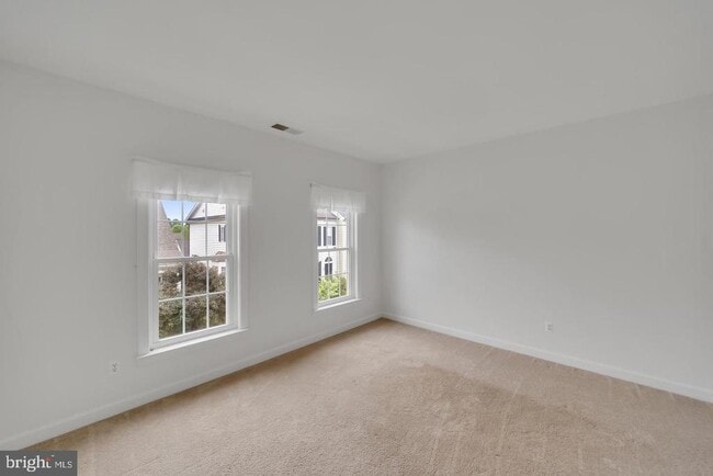 Building Photo - 224 Sundance Ln