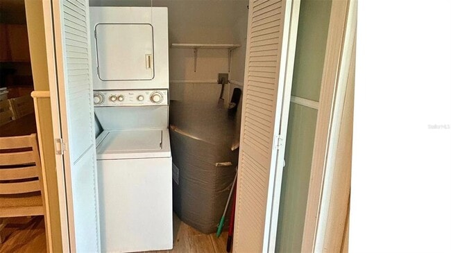 Building Photo - 770 Bay Esplanade