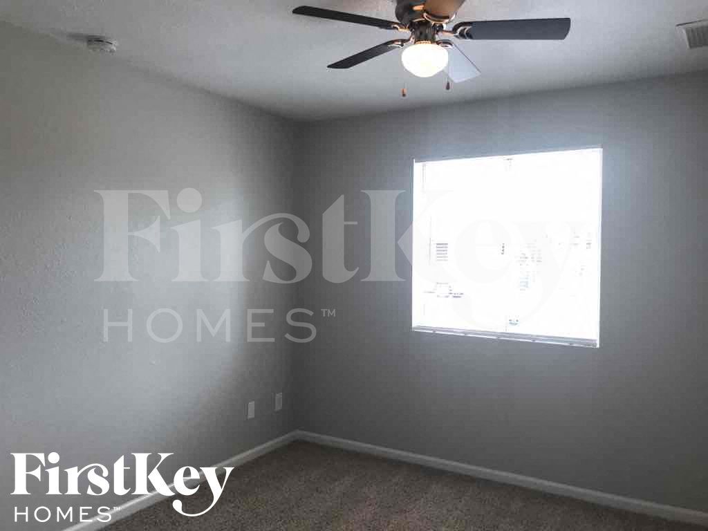 Building Photo - 8707 N 41st Ave