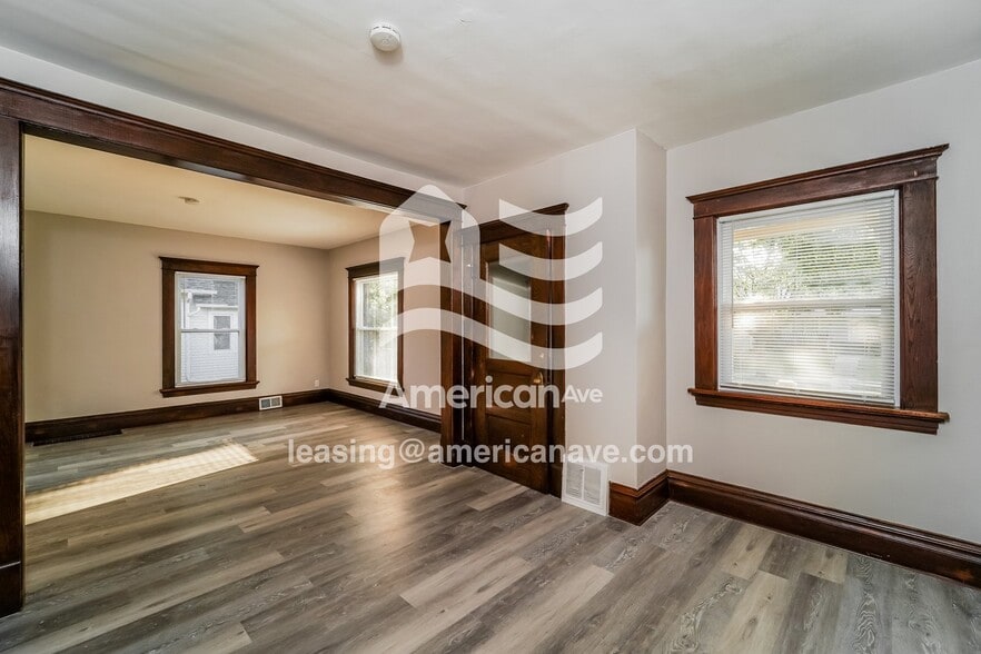 Building Photo - 5326 N 35th St