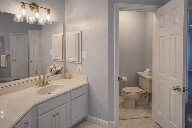 Building Photo - 1803 W Welsford Dr