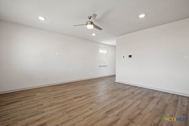 Building Photo - 412 Wilshire Rd