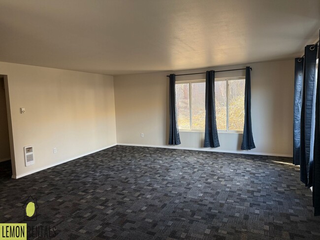 Building Photo - 201 E &quot;P&quot; St