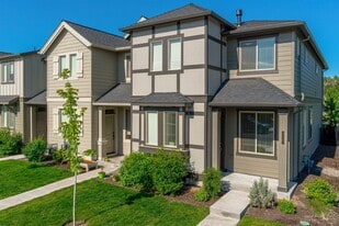 Building Photo - 3127 SW 28th St