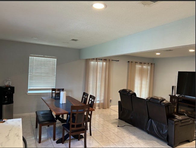 Building Photo - 8303 Coastway Ln