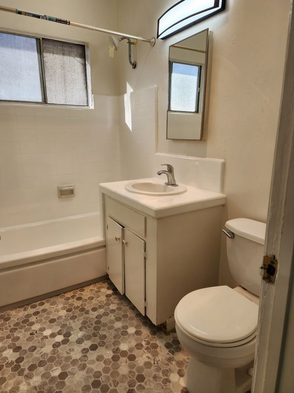 Building Photo - 4452 Rosebud Ln