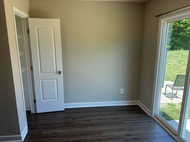 Building Photo - Convenient location near downtown Granite Quarry
