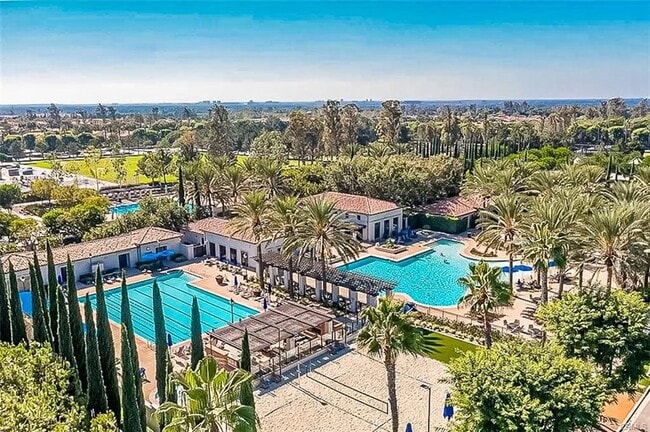 Building Photo - 67 Canal