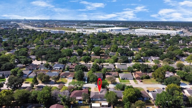 Building Photo - 13406 Splintered Oak Dr