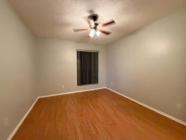 Building Photo - 8643 Mallard Reserve Dr