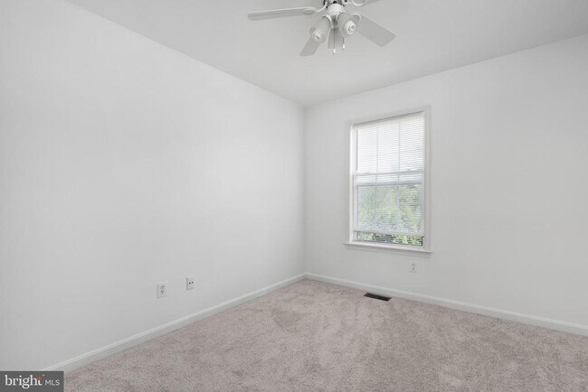 Building Photo - 18506 Carriage Walk Cir