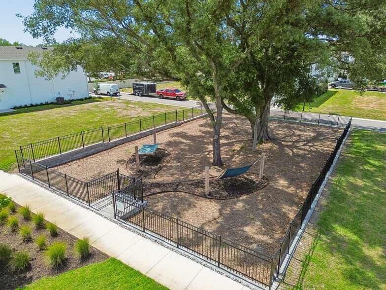 Building Photo - 2021 Amelia Bay Pl