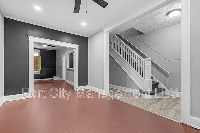 Building Photo - 2813 Presbury St