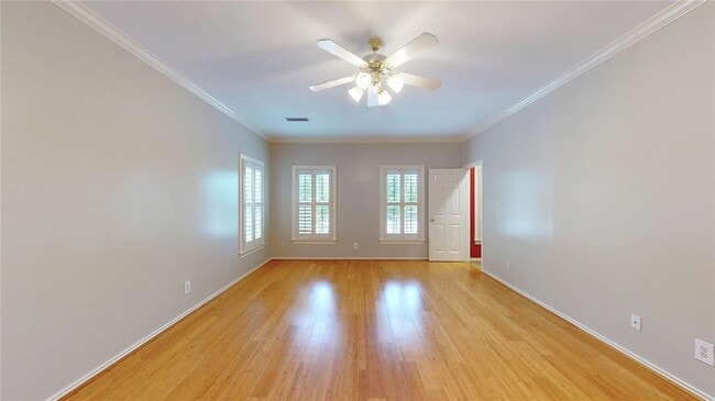 Building Photo - 728 Tirrell St