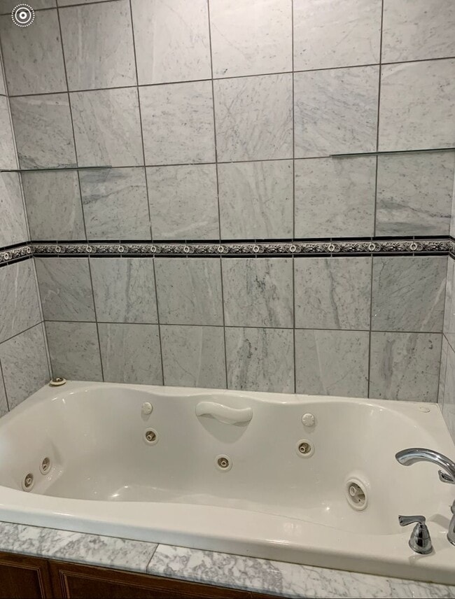 Building Photo - Large two bedroom top floor Condo....over looking lake Harriet.