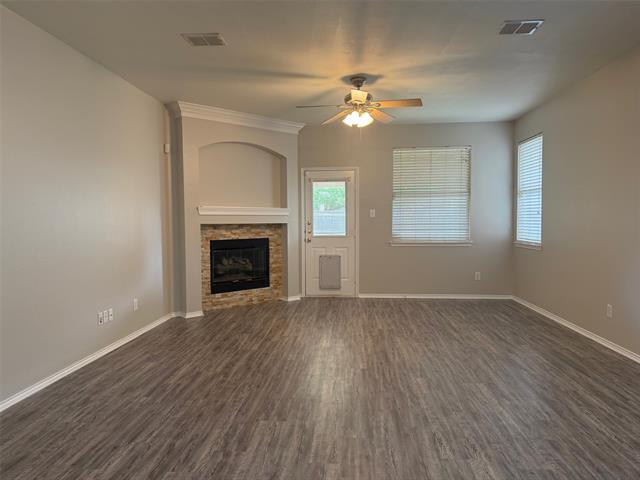 Building Photo - 7905 Seven Oaks Ln